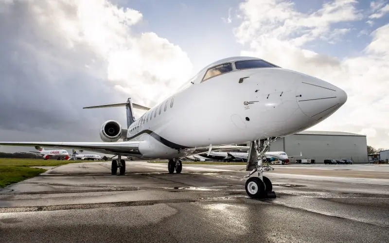 Bombardier Global Express on the apron