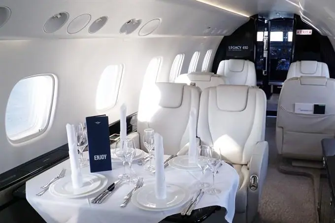 Embraer Legacy 650 cabin