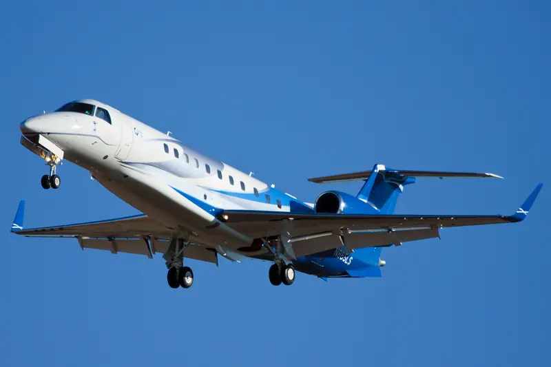 Embraer Legacy in flight