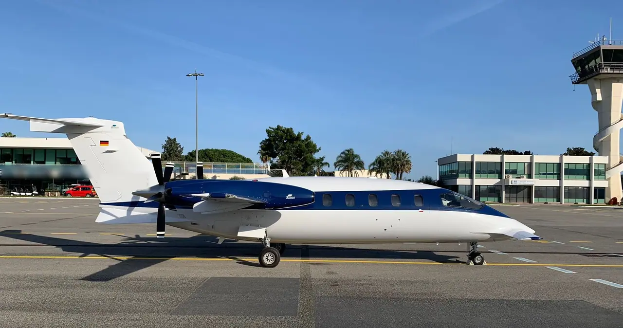 Piaggio Avanti II on the apron